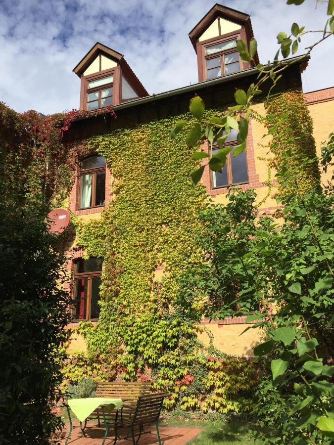 Ferienwohnung Huttenstrasse Halle Halle  Extérieur photo